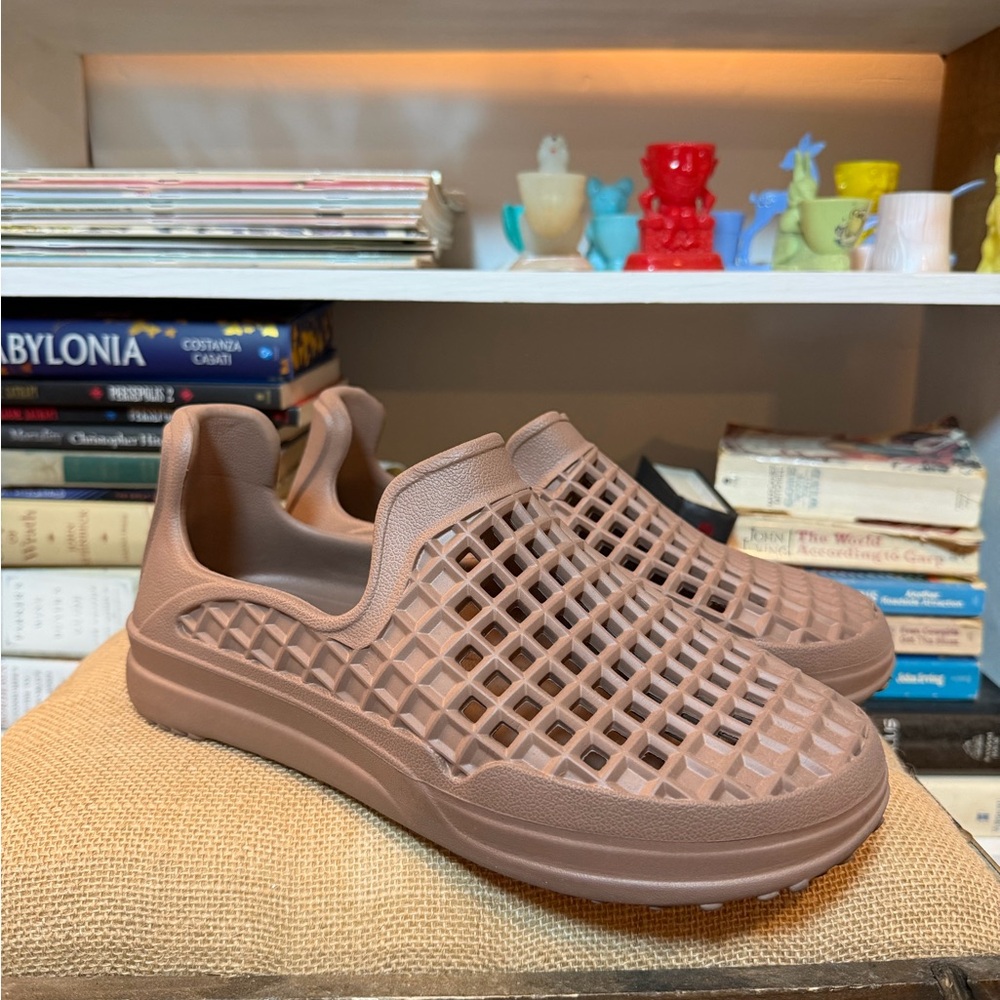 Brown Slip-On Mesh Sneakers